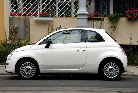 weißer Fiat 500 – Beispiel für Gebrauchtwagenankauf Groß-Umstadt